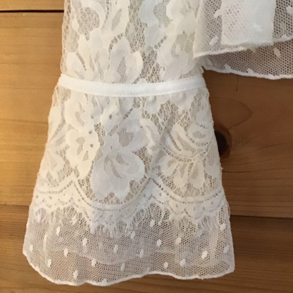 FREE PEOPLE BEAUTIFUL SHEER LACE TOP - Picture 10 of 16